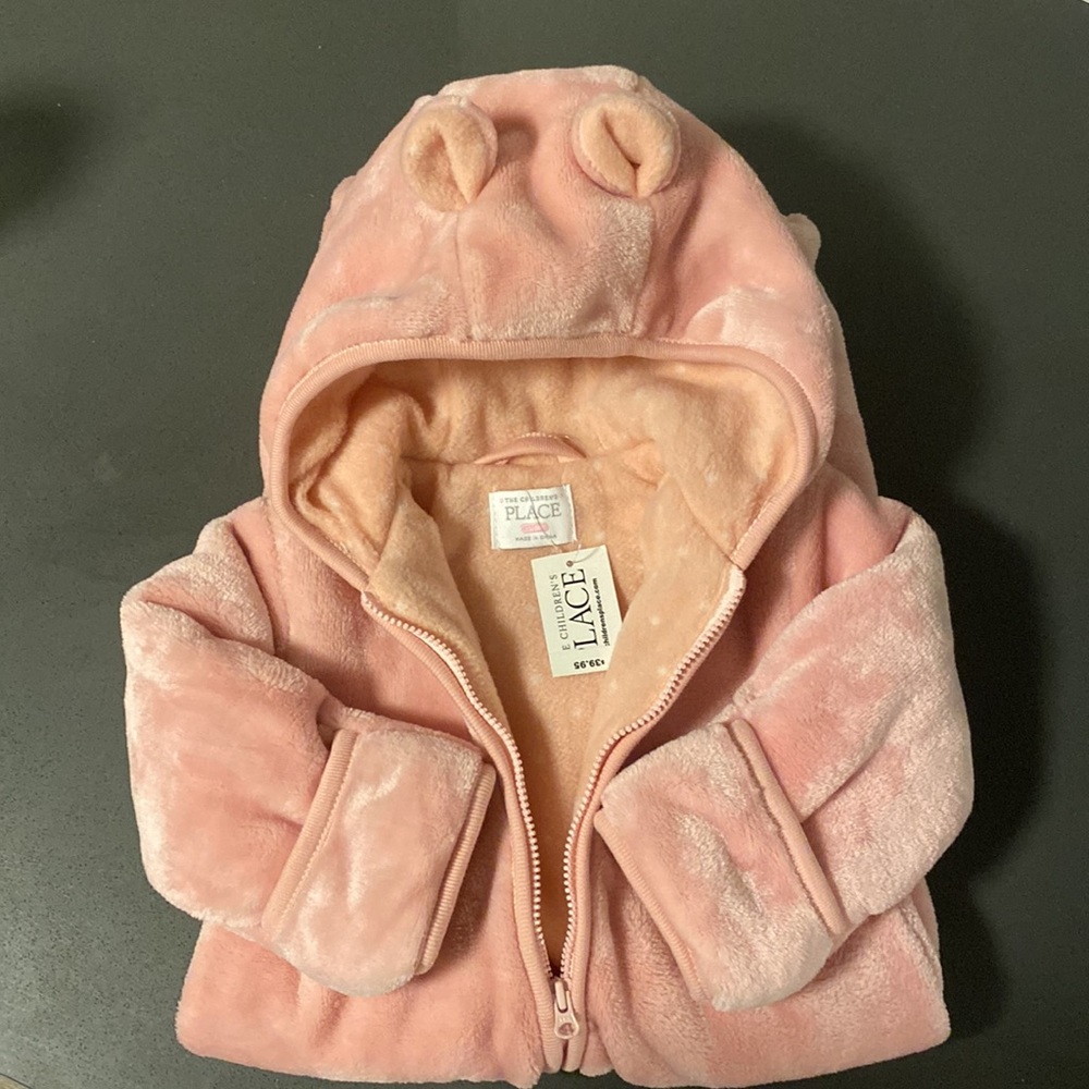 NWT 6-9 mo. The Children’s Place bear suit